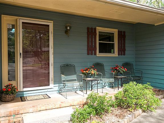 5th image of 4905 Lake Forest Dr SE