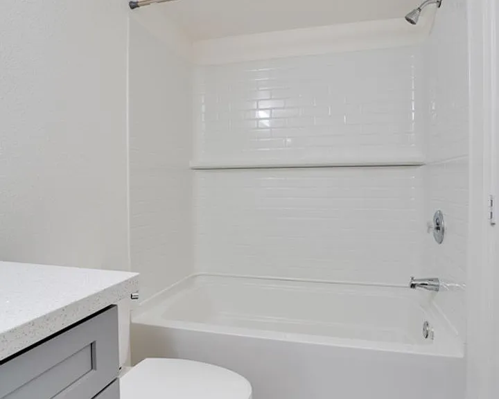 Pebblecreek Apartments — Photo 20