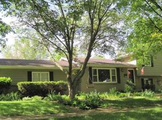 1660 Saginaw Rd SE, Grand Rapids, MI 49506