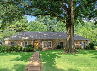 2058 Whispering Pines Dr, Germantown, TN 38139