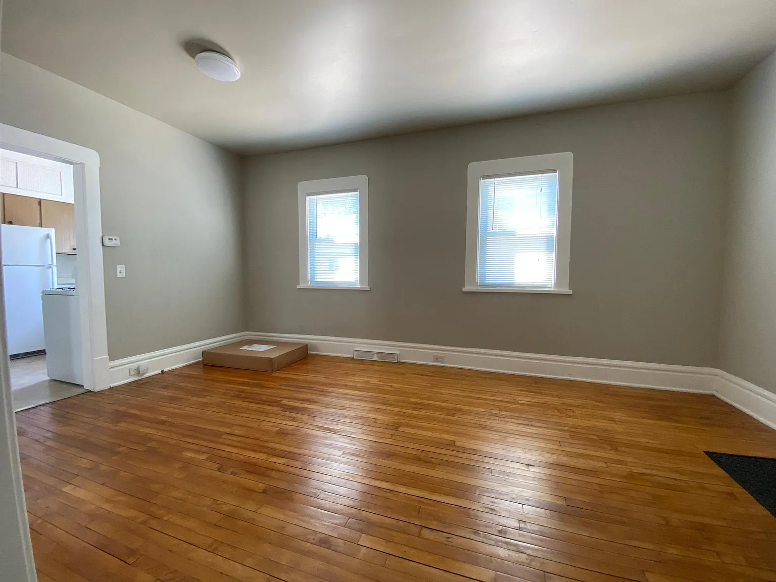 618 Stoddard Ave — Photo 2
