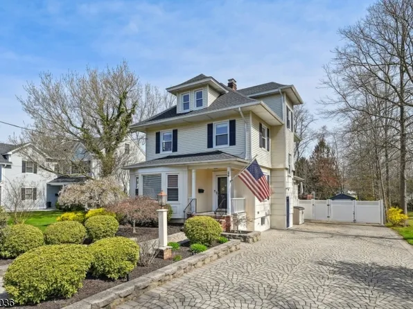 24 Dean St, Madison Boro, NJ 07940