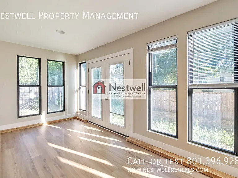 1894 E Kays Creek Dr — Photo 4