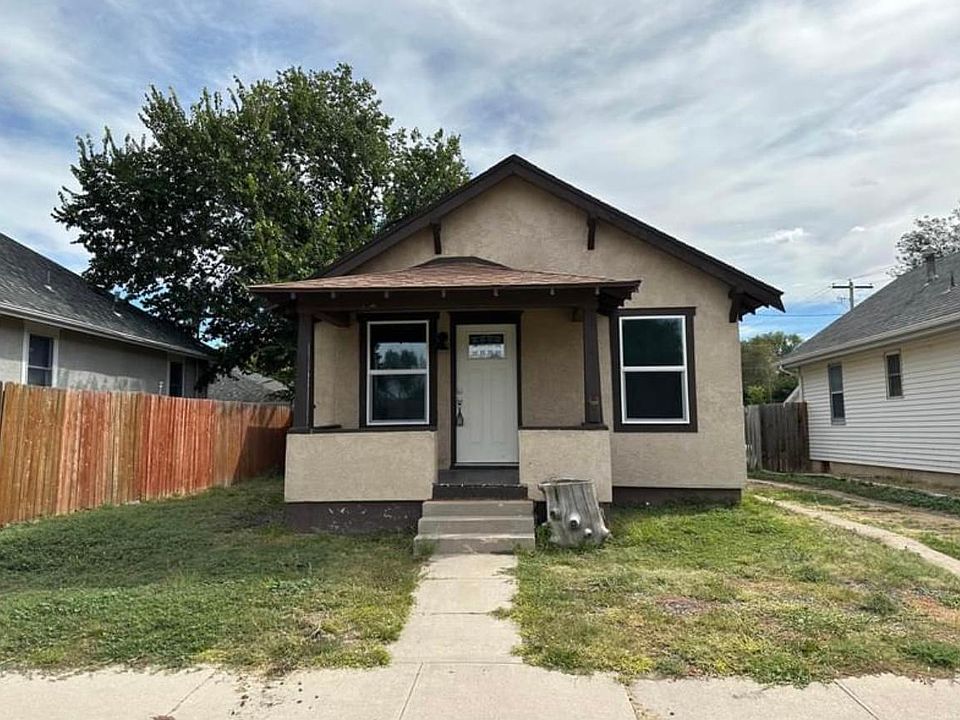1st image of 809 S 5th Ave