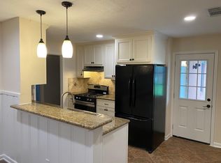 2714 Southmore Ave, Pasadena, TX 77502