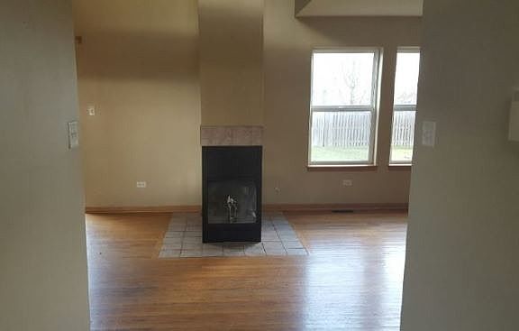 5th image of 2906 Twin Falls Dr