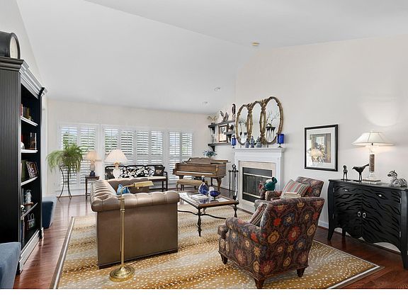 4th image of 14362 Spyglass Ct