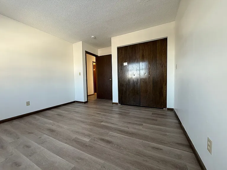 445 California St — Photo 19