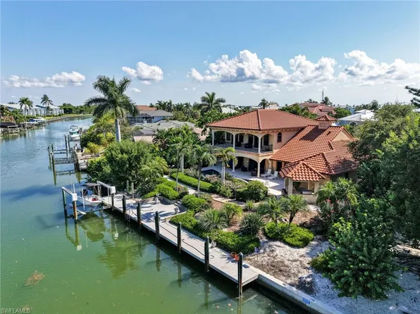 918 Limpet DR, SANIBEL, FL 33957