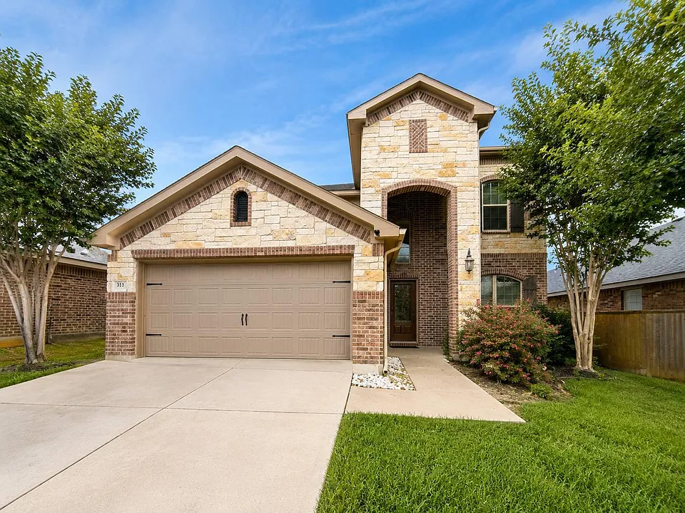 313 Briar Park Dr