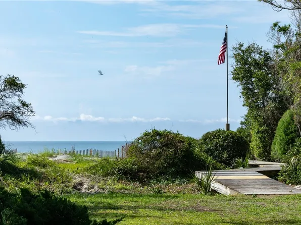 5 Alder Ln, Hilton Head Island, SC 29928