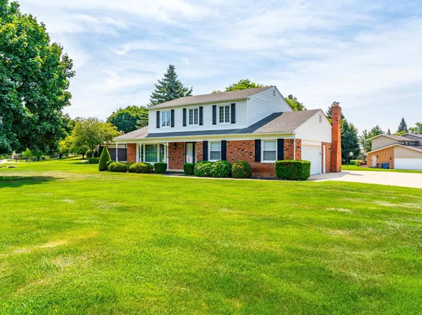 8506 Orchardview Dr, Washington, MI 48095