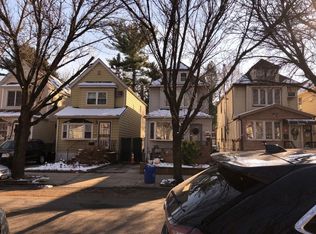 6266 80th Rd, Ridgewood, NY 11385