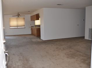 12840 Lakota Rd, Apple Valley, CA 92308