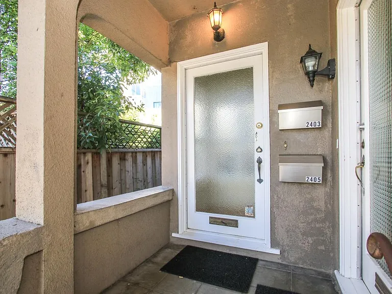 2403 Hillside Ave — Photo 2