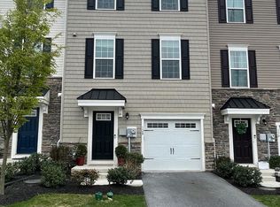 128 Mulberry Dr, Malvern, PA 19355