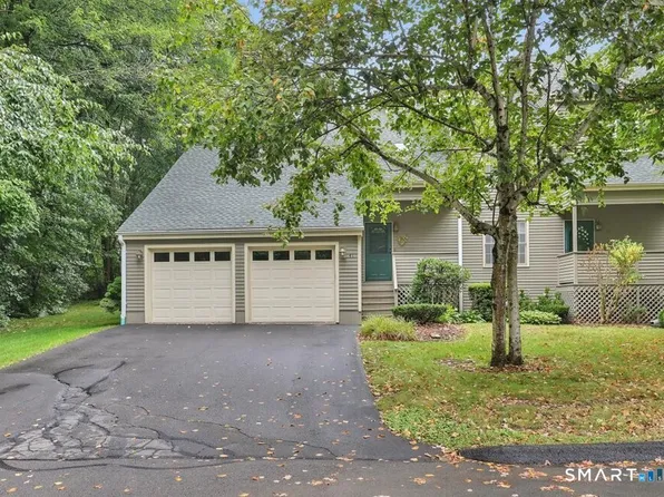 41 Eaton Woods Road #41, Hamden, CT 06518