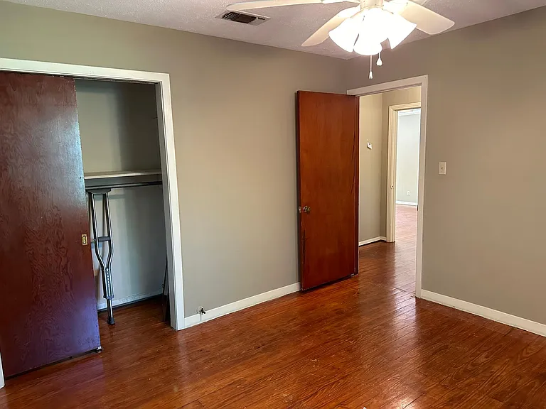 27238 Austin St — Photo 24