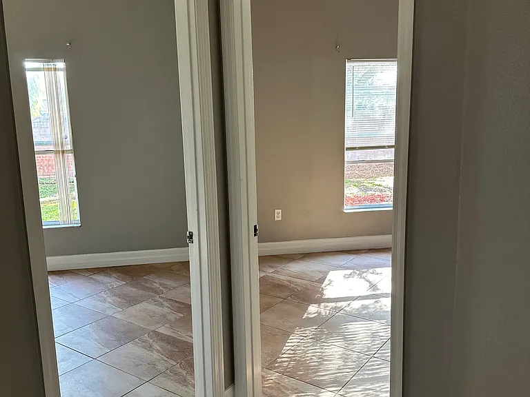 4650 Raintree Ridge Rd — Photo 12