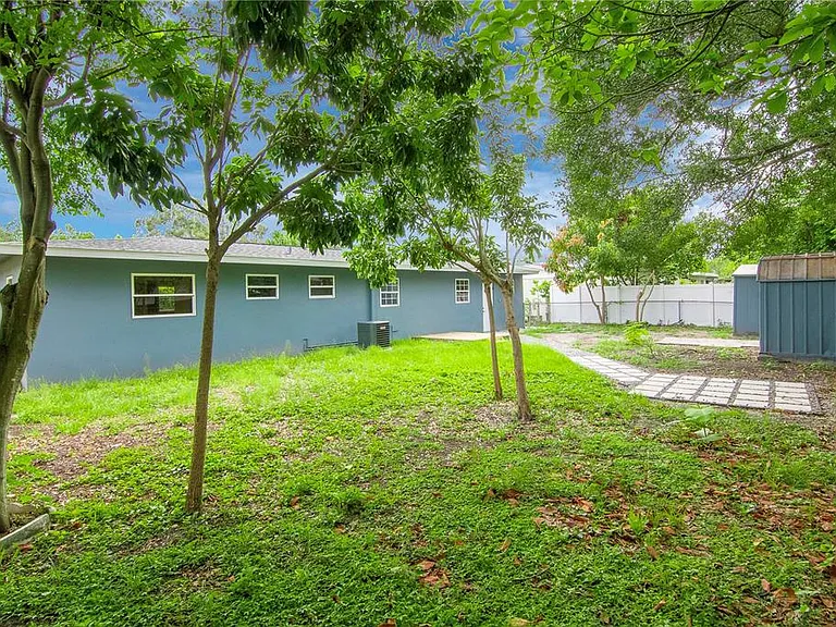 3708 W Tyson Ave — Photo 32