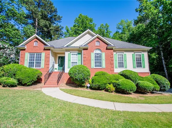 1294 Windsor Glen Dr, Douglasville, GA 30134