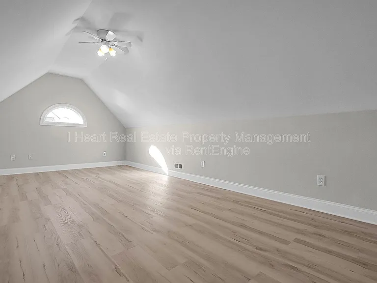9580 Mission Dr — Photo 23
