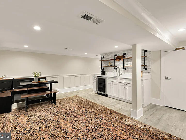 432 Emerson St NW — Photo 46