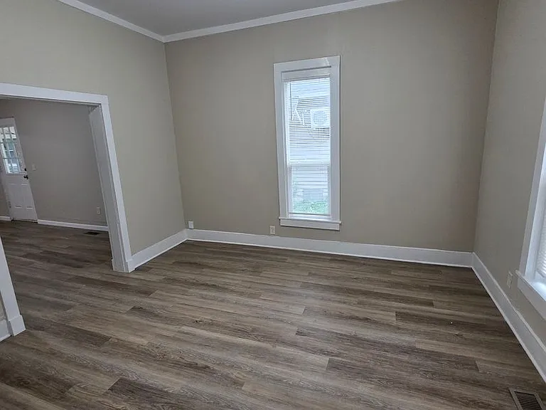 1118 S Water St — Photo 8