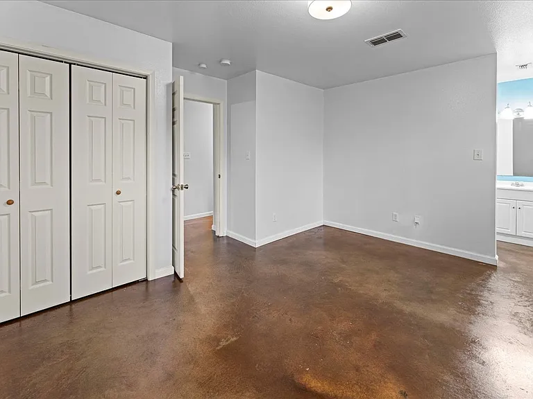 230 Private Road 7422 #230 — Photo 12
