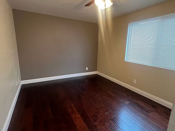 3rd image of 6638 Macarthur Blvd #46-5