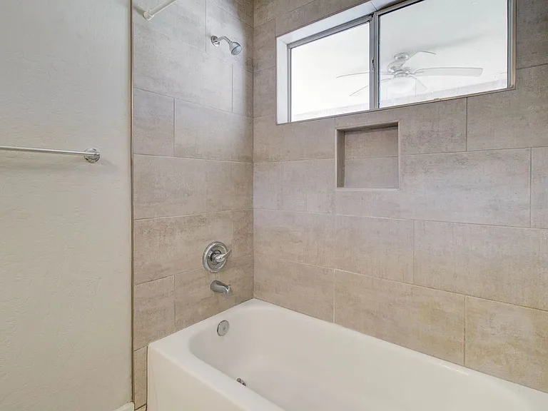 2049 E San Tan Ct — Photo 35