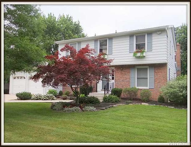 1st image of 89 Carriage Cir
