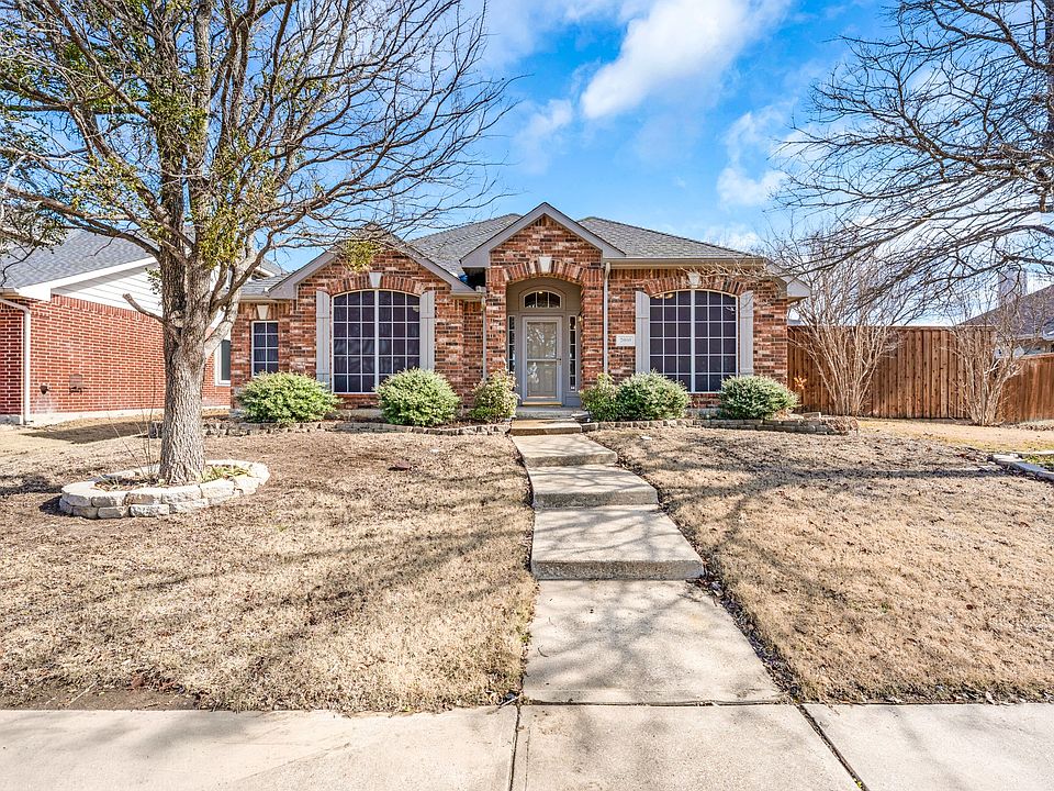 1st image of 2080 Danbury Dr