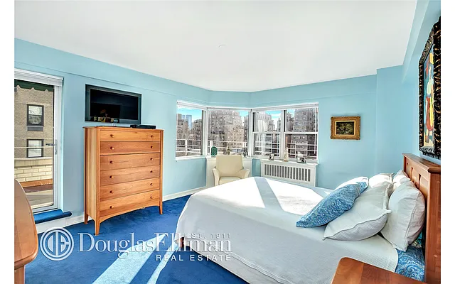 Rented by Douglas Elliman | media 18