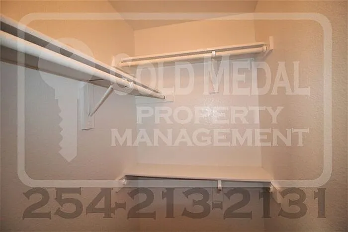3401 Barcelona Dr #C — Photo 12