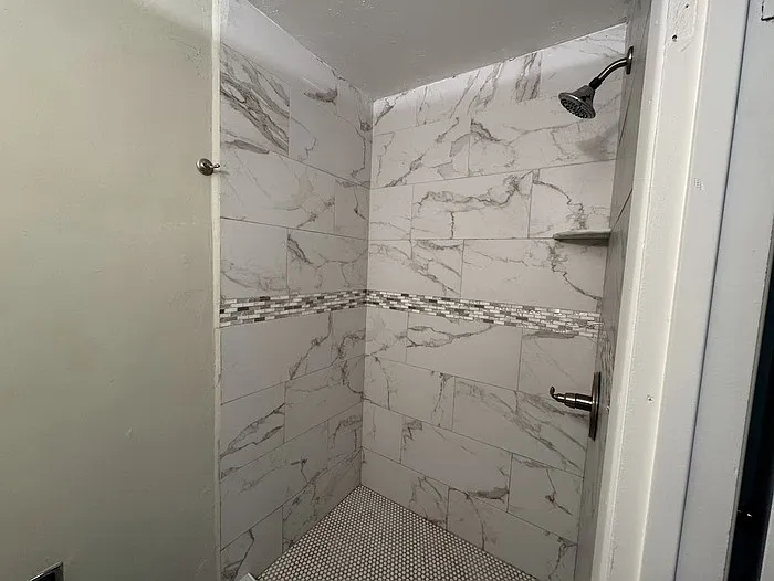 3241 W Pierson St — Photo 6
