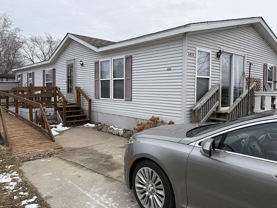 1st image of 6026 Delaware Dr