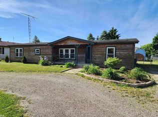 528 William G Dr, Capac, MI