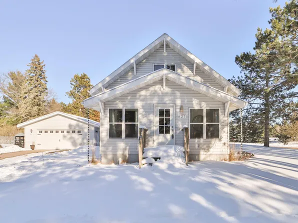 621 9 1/2 St SE, Little Falls, MN 56345