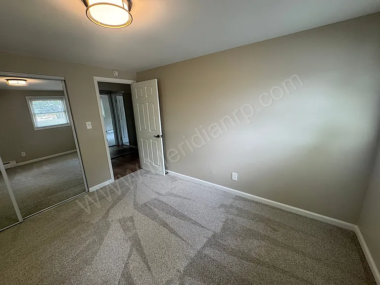 4725 Maple Terrace Pkwy — Photo 9