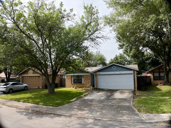 9118 TREE VLG Tree Village, San Antonio, TX 78250