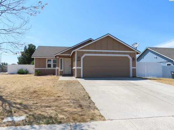 5608 Westport Ln, Pasco, WA 99301