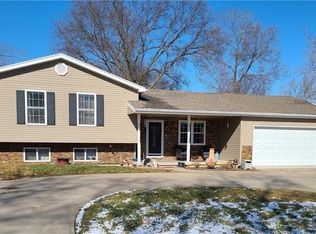 208 Crispin St, Richmond, MO 64085