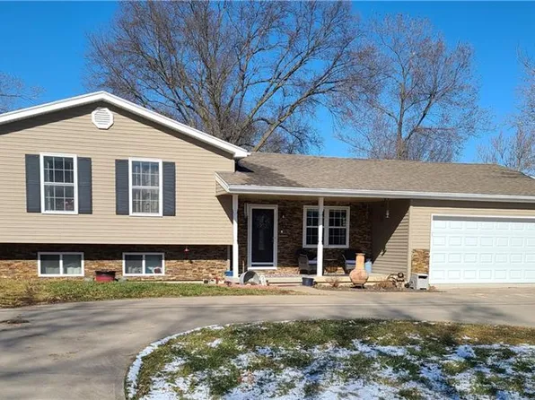 208 Crispin St, Richmond, MO 64085