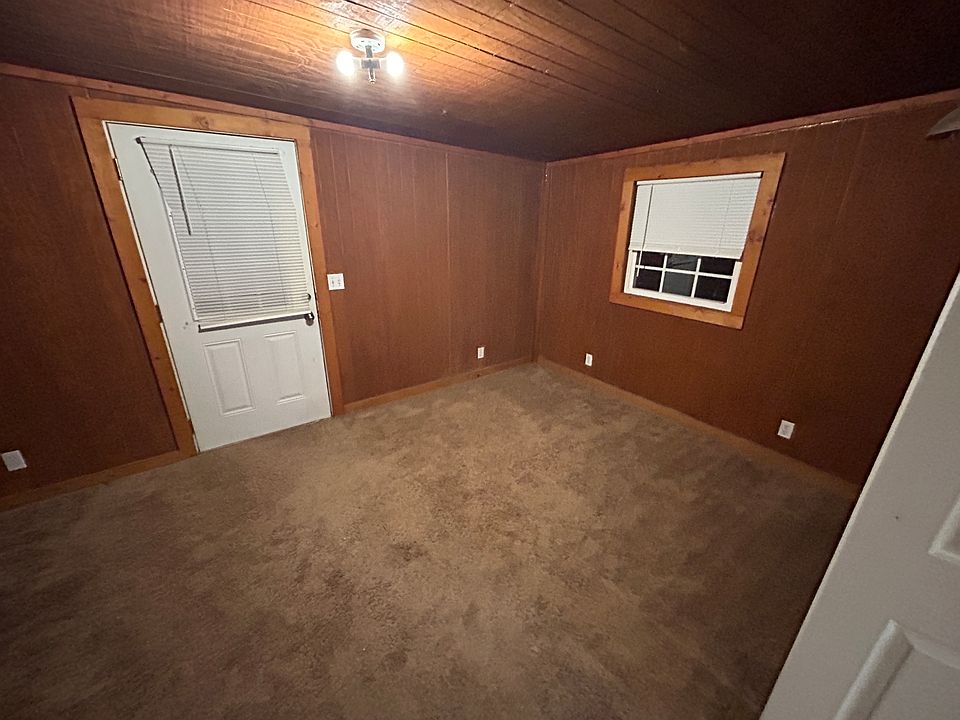2nd image of 783 Lovejoy Rd
