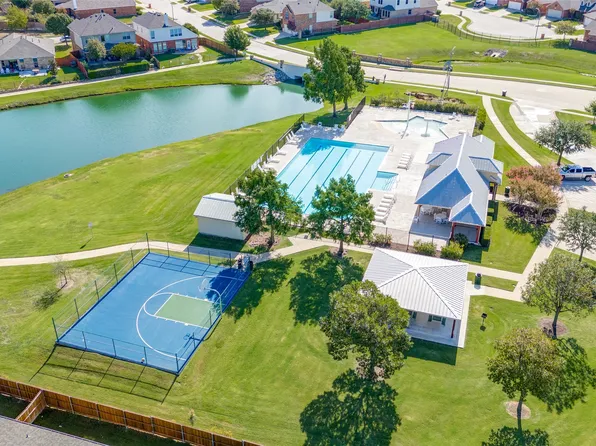 12848 Old Macgregor Ln, Fort Worth, TX 76244