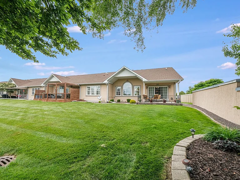 2923 Rutherford Dr — Photo 43