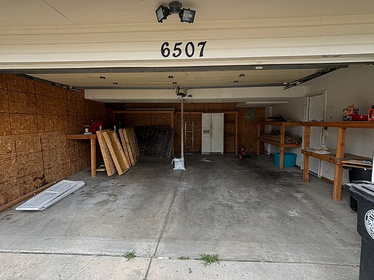 6507 N 112th St — Photo 12
