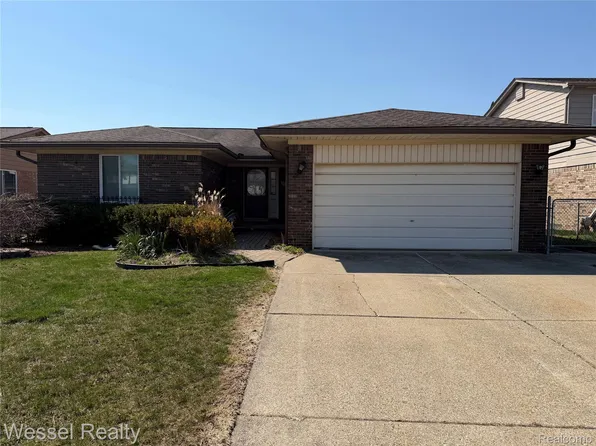 36675 Engleside Dr, Sterling Heights, MI 48310