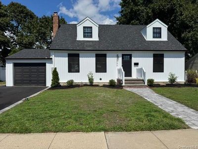 337 N Boston Avenue, Massapequa, NY, 11758